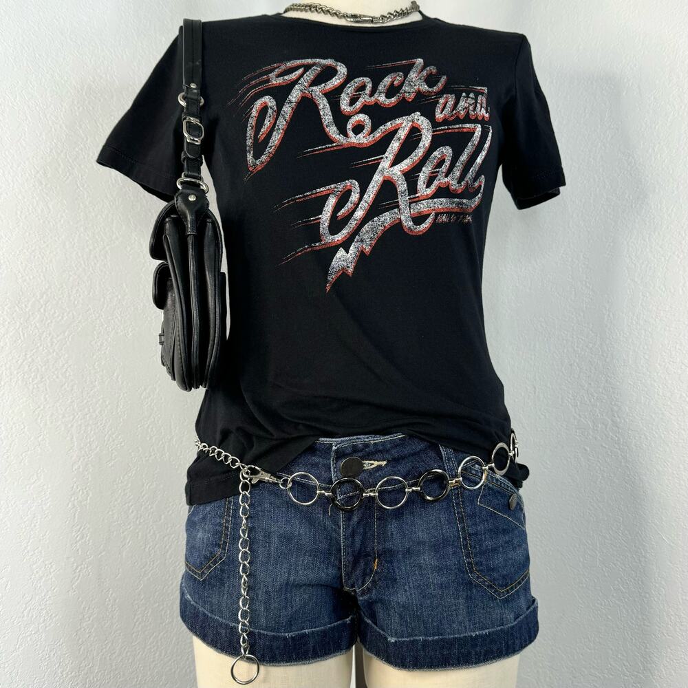 Rock and Roll Hall of Frame Vintage Style Graphic Fitted T-Shirt Womens Small